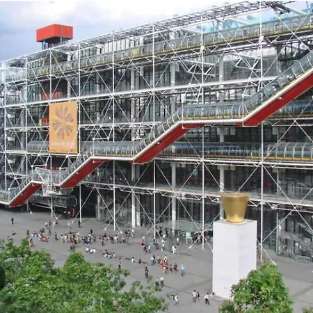 Petit Au Coeur De * Paris