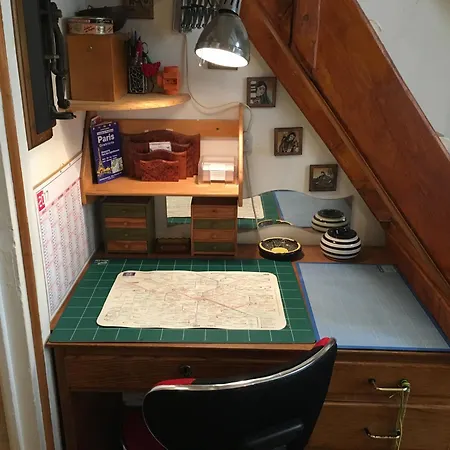 Petit Au Coeur De * Paris