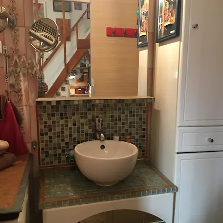 Apartament Petit Au Coeur De Paryż